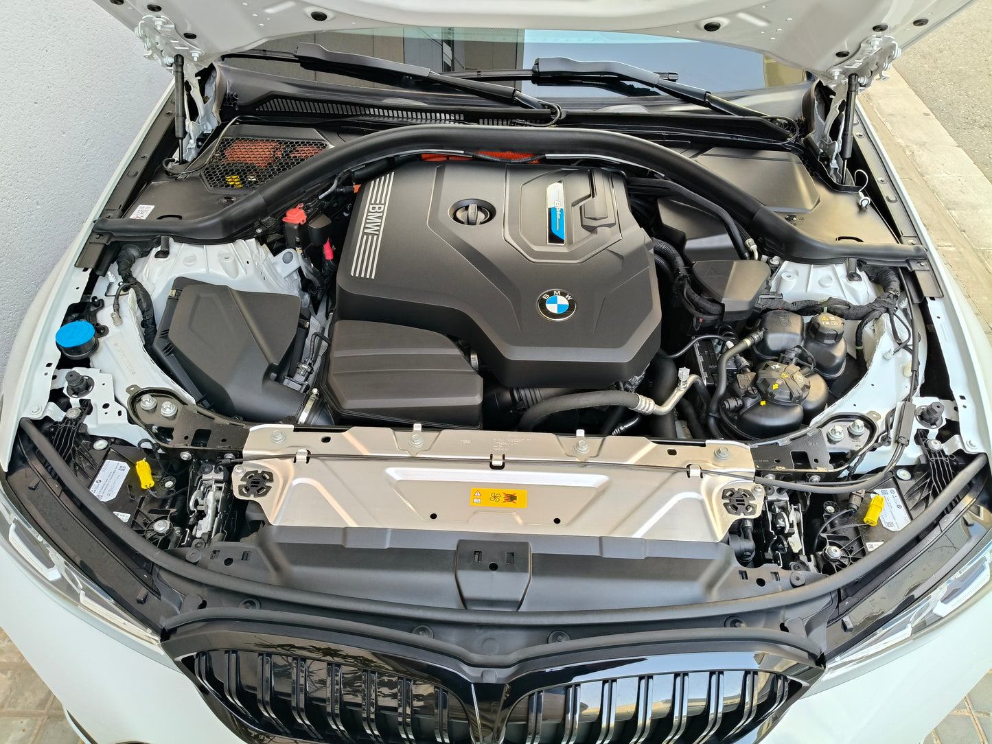 BMW 330e TOURING HIBRIDO ENCHUFABLE PACK M SPORT