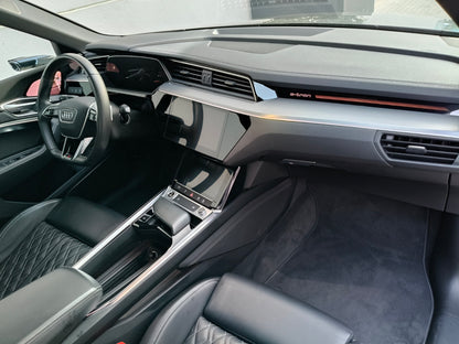 AUDI Q8 55 e-tron SPORTBACK